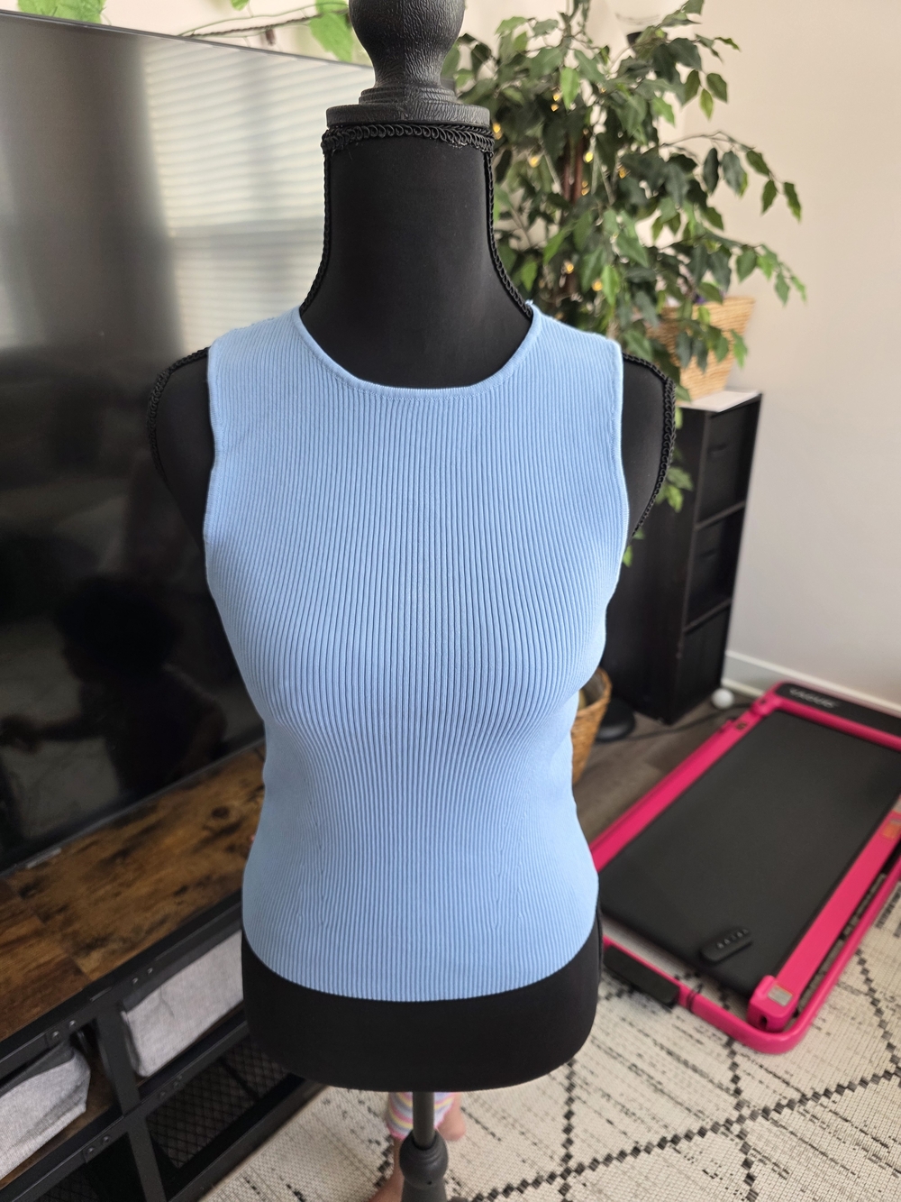 Sleeveless Ribbed Tank Top in Light Blue